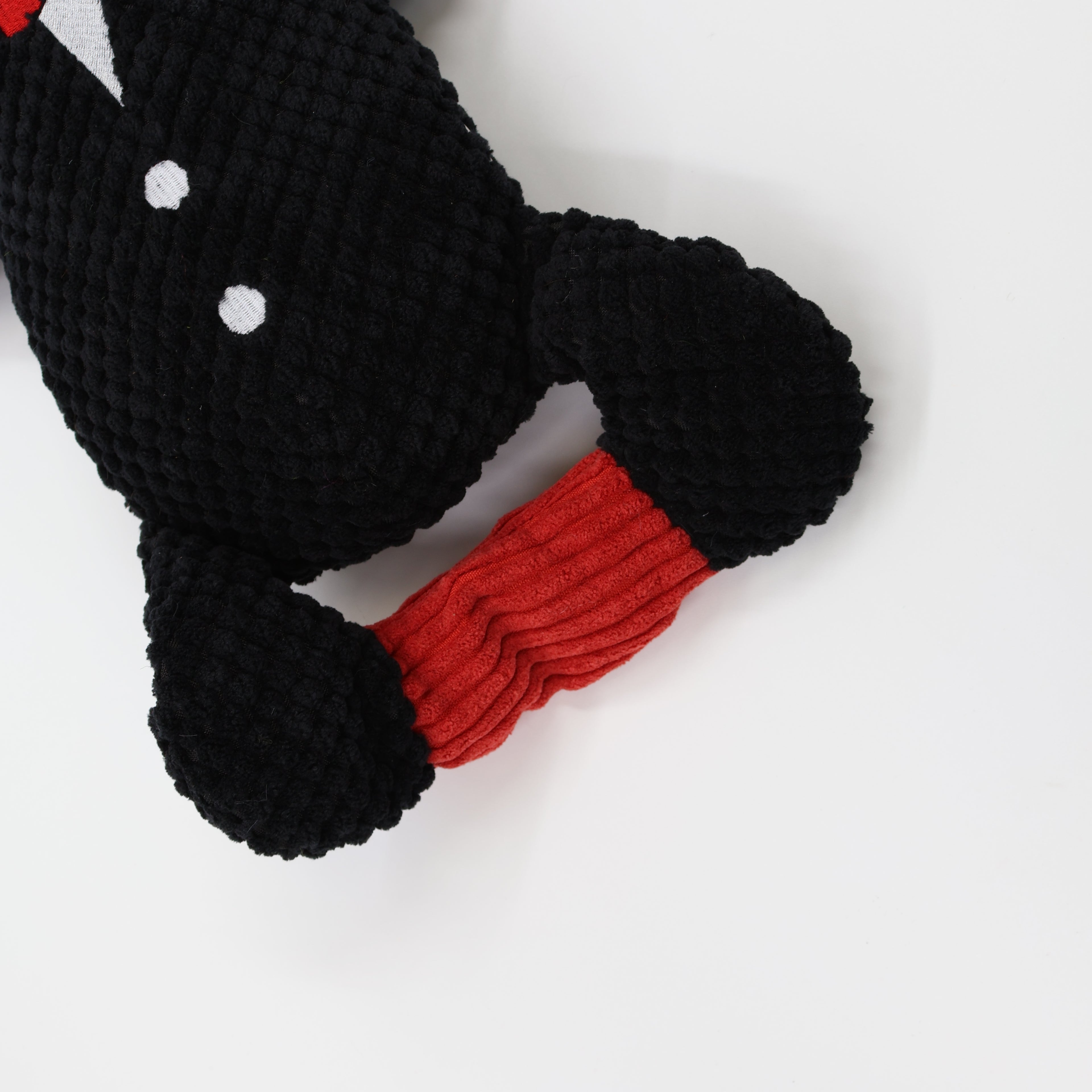 Crinkle Tug Dracula 15"