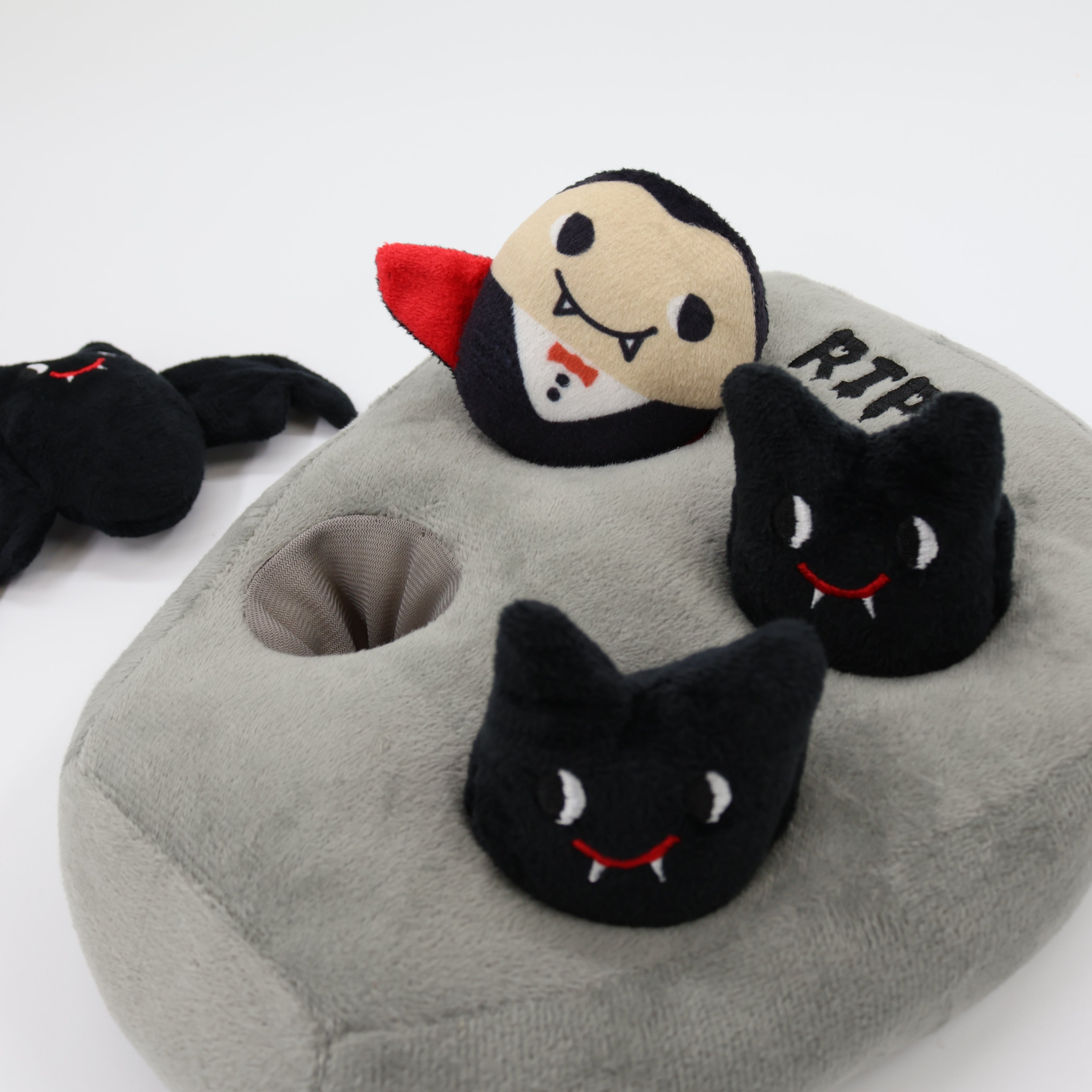 Dracula and Bats 10"