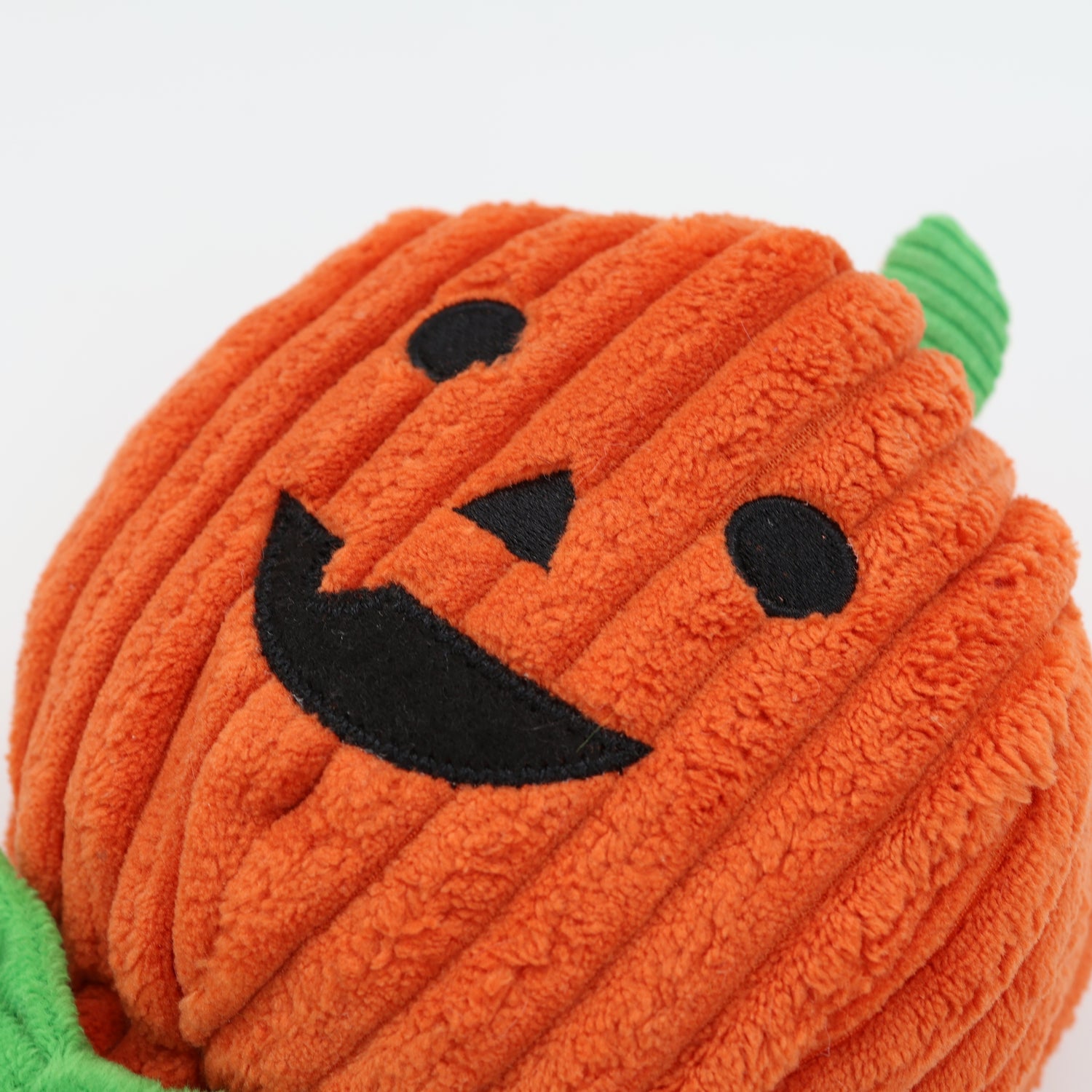 Muttley Pumpkin 24"