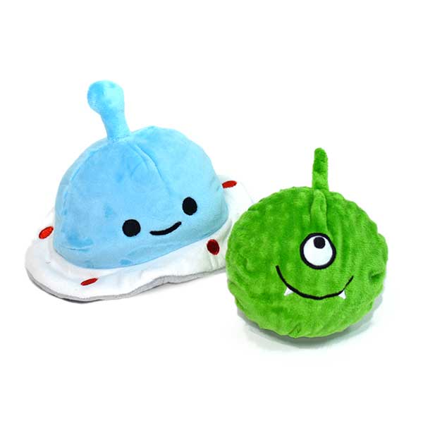 https://www.patchworkpet.com/cdn/shop/products/Spaceship-with-alien-dog-toy-Heavy-chewer-dog-toys-by-patchwork-pet.3.jpg?v=1569535050